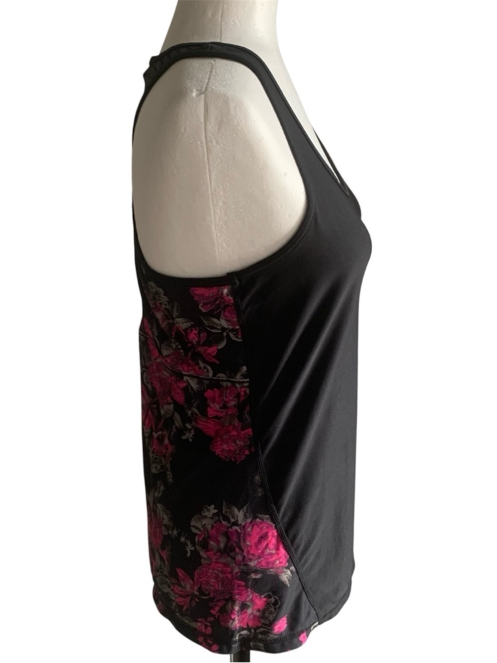 Sports Tunic Tank Gym Yoga Everyday Wear Black Floral Pink Size M - Picture 7 of 13